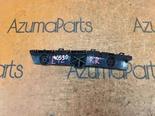 Крепление бампера правое заднее NISSAN NOTE E12 85221-3VA0A 2 ракурс