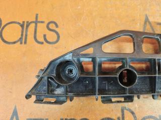 Крепление бампера левое переднее TOYOTA PRIUS ALPHA ZVW41W 52116-47030 2 ракурс