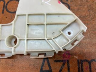 Крепление бампера левое переднее TOYOTA VOXY ZRR70W 52116-28140 3 ракурс