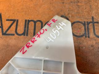 Крепление бампера правое переднее TOYOTA VOXY ZRR70W 52115-28140 2 ракурс