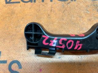 Крепление бампера правое заднее TOYOTA SIENTA NCP81G 52155-52060 2 ракурс