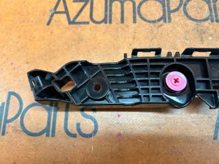 Крепление бампера левое заднее TOYOTA COROLLA CROSS ZSG10 52576-16010 2 ракурс