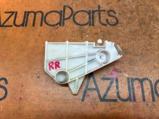 Крепление бампера правое заднее TOYOTA VOXY ZRR70W 52155-28110 1 ракурс