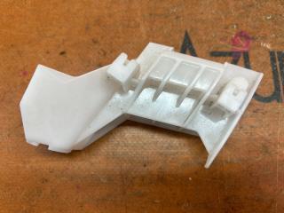 Крепление бампера правое заднее TOYOTA AQUA MXPK10 52155-52160 4 ракурс