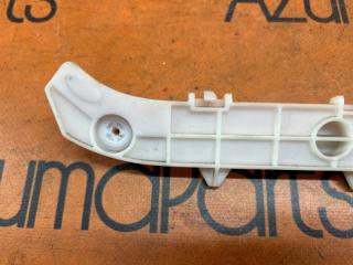 Крепление бампера правое заднее TOYOTA VOXY ZRR70W 52155-28100 2 ракурс