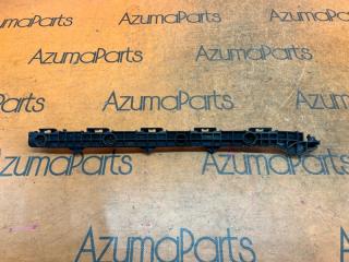 Крепление бампера правое заднее TOYOTA COROLLA FIELDER NZE141G 52575-13060 1 ракурс