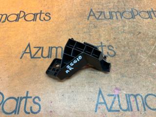 Крепление бампера правое заднее TOYOTA COROLLA CROSS ZSG10 52562-16030 1 ракурс