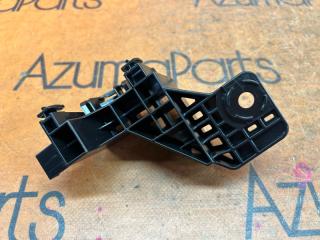Крепление бампера правое заднее TOYOTA COROLLA CROSS ZSG10 52562-16030 5 ракурс