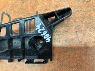 Крепление бампера левое переднее TOYOTA SIENTA NSP170G 52144-52230 3 ракурс
