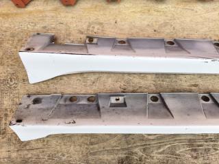 Порог TOYOTA BB QNC20 75806-B1020 3 ракурс