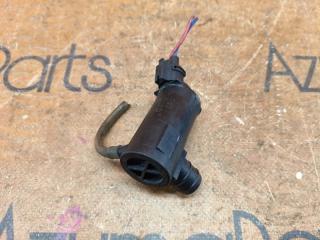 Насос омывателя TOYOTA VOXY ZRR70G 85330-60140 1 ракурс Насос омывателя TOYOTA VOXY ZRR70G 85330-60140 1 ракурс