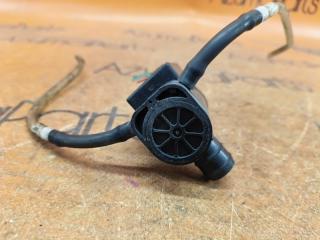Насос омывателя TOYOTA FUNCARGO NCP25 85330-20460 4 ракурс