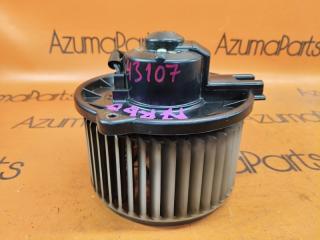 Мотор печки TOYOTA NOAH AZR60G 1 ракурс Мотор печки TOYOTA NOAH AZR60G 1 ракурс