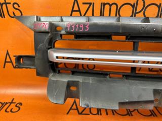 Решетка радиатора TOYOTA VOXY ZRR70W 53114-28070 2 ракурс