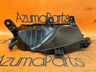 Блок предохранителей TOYOTA MARK X GRX130 82662-22121 3 ракурс