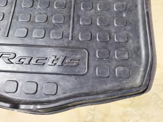 Коврик багажника TOYOTA RACTIS NSP120 5 ракурс