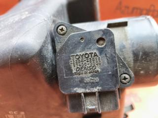 Корпус воздушного фильтра TOYOTA VISTA ARDEO ZZV50 2 ракурс