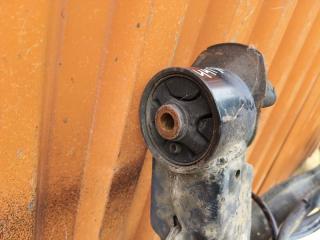 Балка задняя TOYOTA PASSO SETTE M502E 4 ракурс