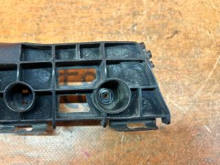 Крепление бампера правое переднее TOYOTA PRIUS ZVW30 52115-47020 3 ракурс