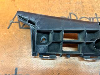 Крепление бампера правое переднее TOYOTA PRIUS ZVW30 52115-47020 2 ракурс
