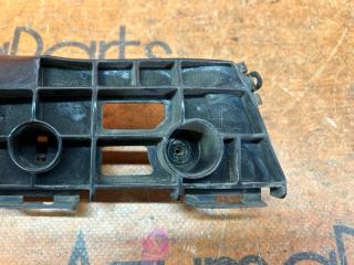 Крепление бампера правое переднее TOYOTA PRIUS ZVW30 52115-47020 3 ракурс