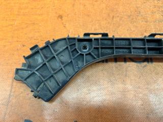 Крепление бампера левое заднее TOYOTA PRIUS ZVW30 52576-47020 2 ракурс