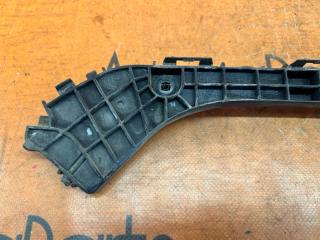 Крепление бампера левое заднее TOYOTA PRIUS ZVW30 52576-47020 2 ракурс