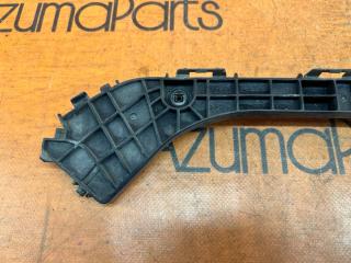 Крепление бампера левое заднее TOYOTA PRIUS ZVW30 52576-47020 2 ракурс