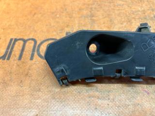 Крепление бампера правое переднее TOYOTA PASSO SETTE M502E 52115-B1040 2 ракурс