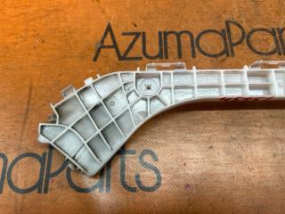 Крепление бампера левое заднее TOYOTA PRIUS ZVW30 52576-47020 2 ракурс