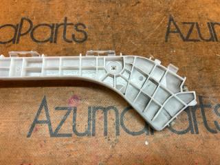 Крепление бампера правое заднее TOYOTA PRIUS ZVW30 52575-47020 3 ракурс
