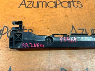 Крепление бампера правое заднее TOYOTA WISH ZNE14G 52155-68021 2 ракурс