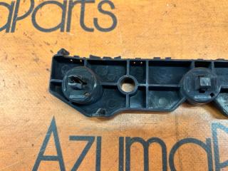 Крепление бампера правое переднее NISSAN SERENA HC26 62220-3GS0A 5 ракурс