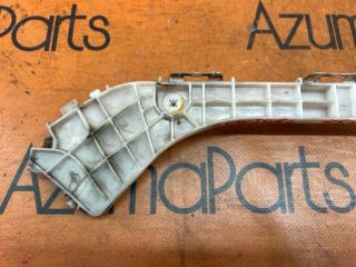 Крепление бампера левое заднее TOYOTA PRIUS ZVW30 52576-47020 2 ракурс