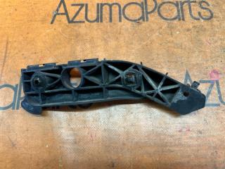 Крепление бампера правое переднее TOYOTA SIENTA NCP81G 52143-52190 4 ракурс