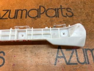 Крепление бампера левое заднее TOYOTA PRIUS ZVW30 52576-47020 3 ракурс