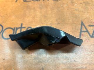 Крепление бампера правое переднее TOYOTA PASSO KGC10 52115-B1010 2 ракурс