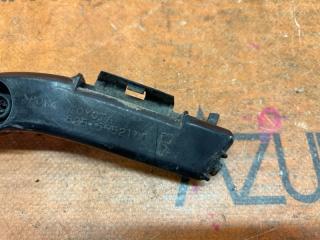 Крепление бампера правое заднее TOYOTA SIENTA NCP81G 52575-52100 3 ракурс