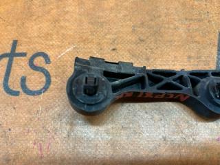 Крепление бампера правое заднее TOYOTA SIENTA NCP81G 52155-52060 5 ракурс
