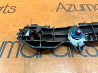 Крепление бампера правое заднее TOYOTA COROLLA SPORT NRE210H 52575-12230 5 ракурс Крепление бампера правое заднее TOYOTA COROLLA SPORT NRE210H 52575-12230 5 ракурс