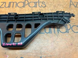 Крепление бампера правое заднее TOYOTA PRIUS ALPHA ZVW41W 52155-47010 3 ракурс