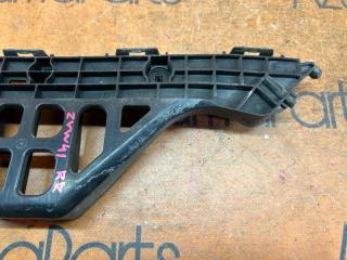 Крепление бампера правое заднее TOYOTA PRIUS ALPHA ZVW41W 52155-47010 3 ракурс