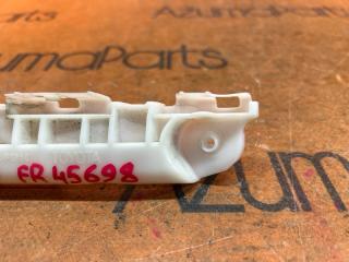Крепление бампера правое переднее TOYOTA VITZ KSP90 52535-52060 3 ракурс