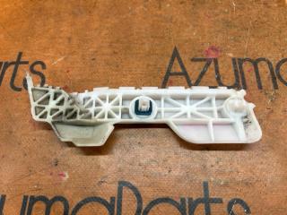 Крепление бампера правое заднее TOYOTA VITZ KSP90 52575-52111 4 ракурс