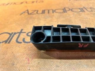 Крепление бампера правое переднее TOYOTA CAMRY ACV40 52535-33040 5 ракурс