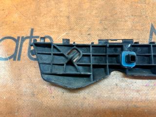Крепление бампера правое заднее TOYOTA AQUA NHP10 52575-52180 5 ракурс