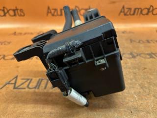 Блок предохранителей NISSAN SERENA HC26 MR20DD 3 ракурс