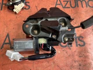 Замок багажника TOYOTA CELSIOR UCF31 4 ракурс