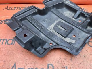 Защита двигателя правая TOYOTA VITZ KSP130 51441-52330 2 ракурс