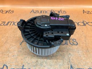 Мотор печки TOYOTA VITZ NHP130 1 ракурс Мотор печки TOYOTA VITZ NHP130 1 ракурс